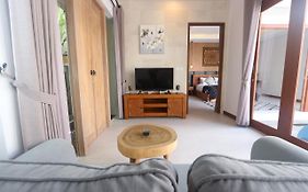 Stana Kendran Villa
